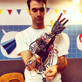 Una mano impresa en 3D, finalista del Google Impact Challenge