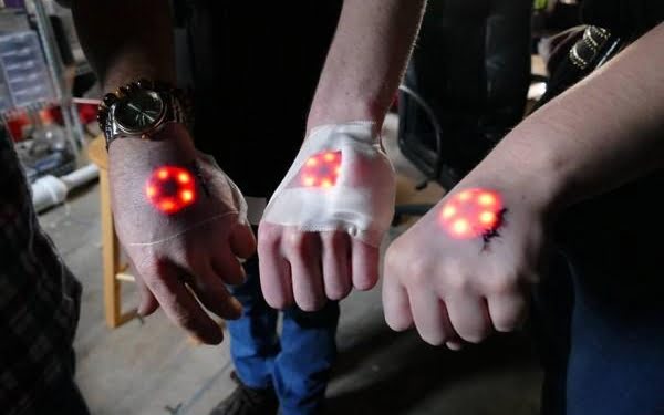 #CURIOSO: Se implantan luces led bajo la piel