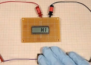 CURIOSO: Crean dispositivo que genera electricidad con cartón, lápiz y teflón