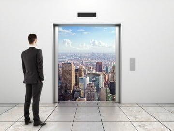 En Valencia, el elevator pitch es literal. De PB al 7° piso para vender tu idea