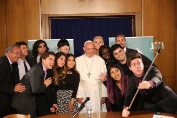 Estudiantes secundarios presentaron al Papa propuestas para enfrentar problemas mundiales