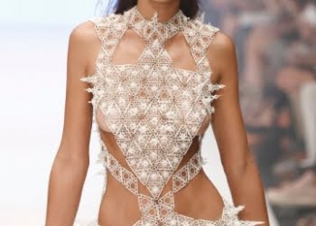 Desfile de moda impresa íntegramente en 3D