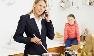El dilema de las mamás emprendedoras: ¿cómo conciliar familia y trabajo?