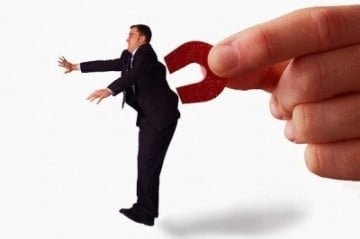 Estrategia para conseguir más clientes y generar más dinero en tu negocio