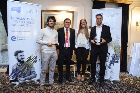 Los dos ganadores del Premio everis Argentina 2017 viajarán a España para participar de la final