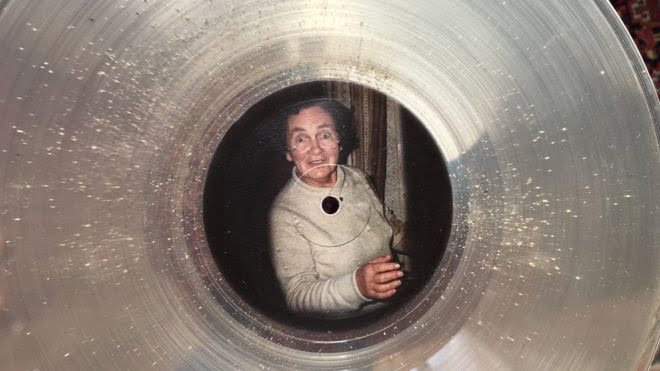 Las cenizas humanas aplicadas a emprendimientos diversos: desde vinilos a diamantes