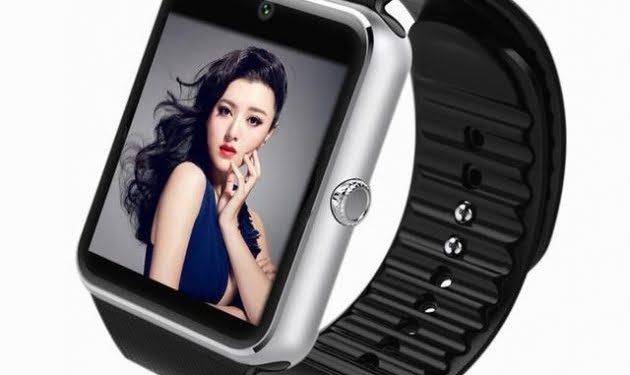 HUMOR: El reloj de James Bond