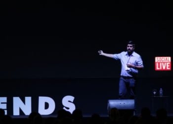 Agustín Gimenez: «Big data, big escucha»