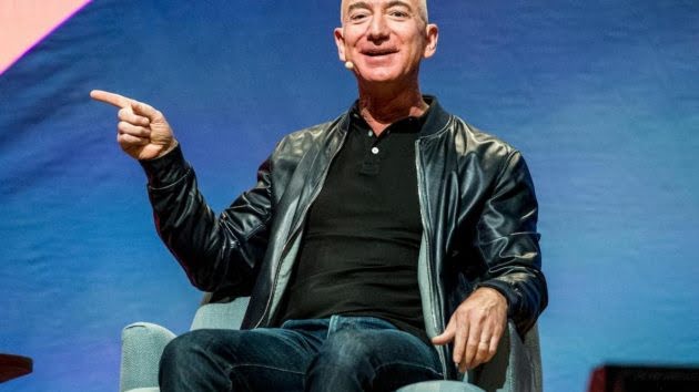 Jeff Bezos recomienda dormir al menos 8 horas para tomar las mejores decisiones