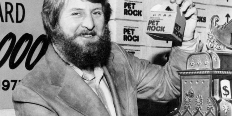 Gary Dahl e, emprendedor que se hizo millonario vendiendo rocas como mascotas