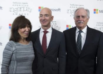 Para Jeff Bezos, no se equilibra el trabajo y la vida personal
