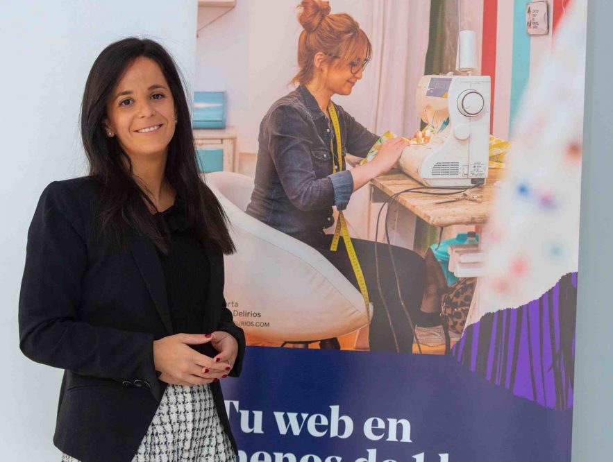 Lola Puerta, de GoDaddy