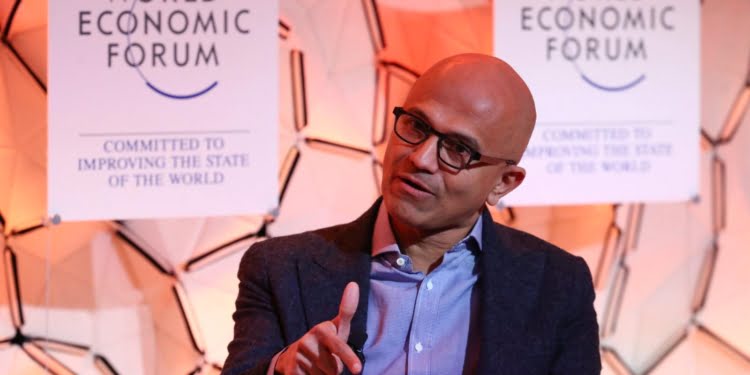 Satya Nadella recomendó tres libros para los hombres de negocios en Davos