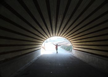 Hay luz al final del túnel. Este es e l mejor momento para emprender
