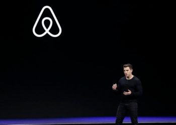 El Ceo de Airbnb dio un ejemplar lección de humanidad