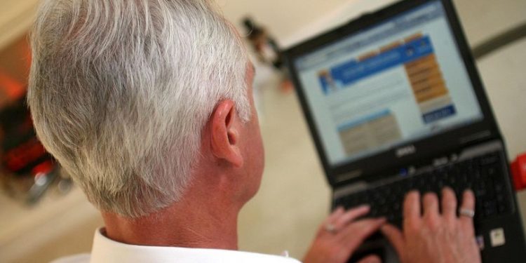 SyempreSalud, el programa de Fundación Pfizer y 50Por para promover los emorendedores senior
