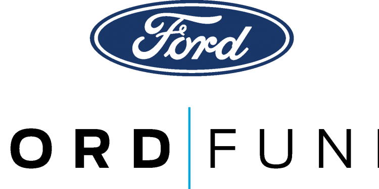 Ford apoya a los estudiantes mexicanos