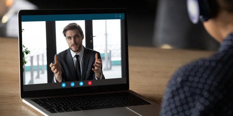 Las aplicaciones de vídeoconferencia se están convirtiendo en una herramienta de trabajo imprescindible.