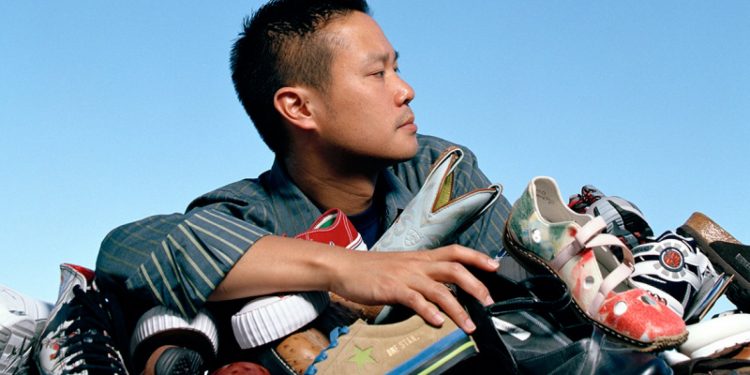 Tony Hsieh deja Zappos después de 20 años