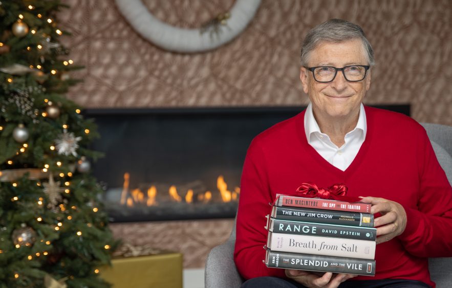 En lo que ya es un clásico, Bill Gates compartió en su blog, los mejores cinco libros que leyó en este pésimo 2020, según sus propias palabras.