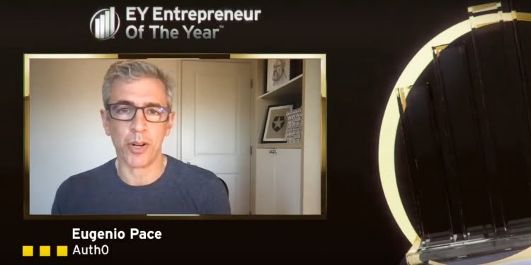 Los founders de Authg ganaron el Entrepreneur of the Year