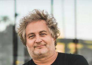 Globant reacomoda su diriectiva