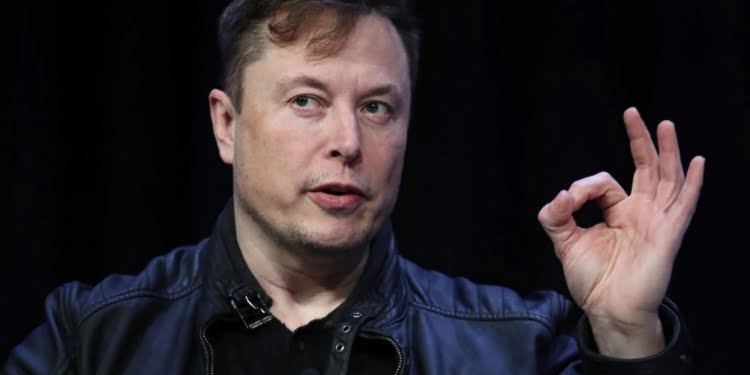Las 8 estrictas normas laborales que Elon Musk impone en Tesla
