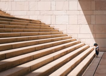 Cómo conseguir los primeros 10 clientes de tu startup