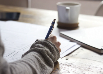 ¿Qué necesito estudiar para emprender con garantías? ¡Descubre los másteres oficiales online!