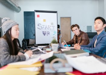 ¿No puedes terminar tu pitch deck? Este estudio de 300 fundadores explica la razón