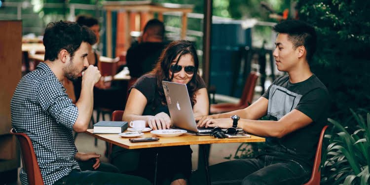 ¿Cómo piensan los verdaderos millennials?