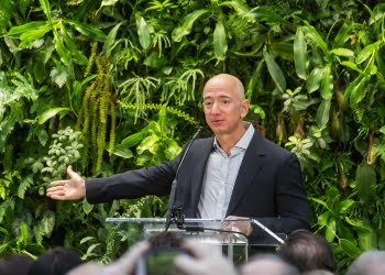 10 magistrales frases de Jeff Bezos