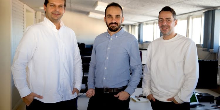 Nacho Ormeño, Juan Carlos Milena, Eduardo Bernabé de Startuxplore y Climbspot