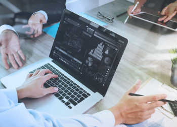 Como las empresas utilizan el análisis de datos: 6 ejemplos de diferentes sectores