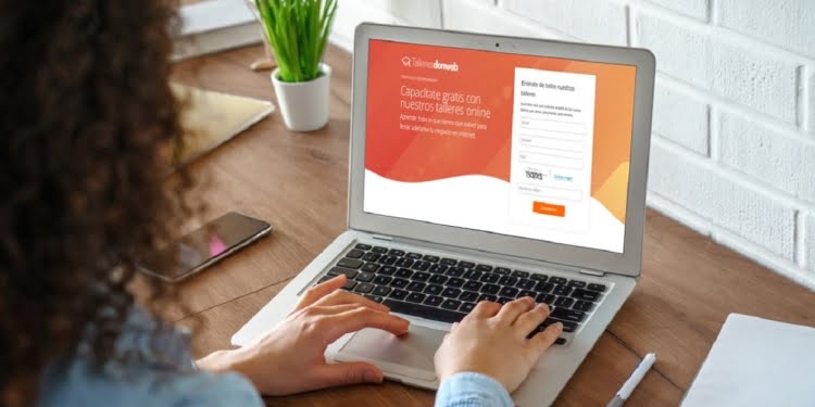 Talleres gratuitos para negocios: desde marketing digital hasta Linux