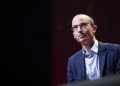 9 poderosos pensamientos de Yuval Harari