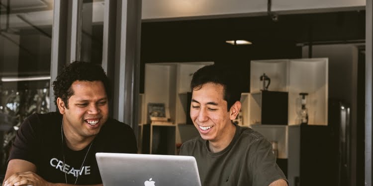 El libro de jugadas del fundador: 20 reglas para emprender