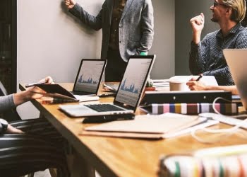 Lleva tu emprendimiento al éxito con esta maestría en línea