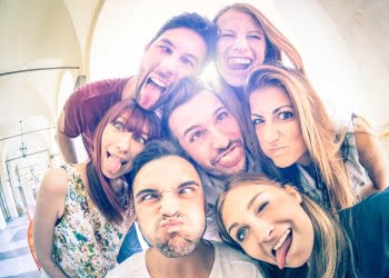Un estudio de Harvard revela lo único que nos hace felices