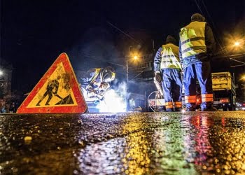 La importancia de los equipos de iluminación en las obras de construcción
