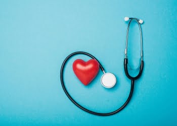 La educación atrasada y la salud enferma